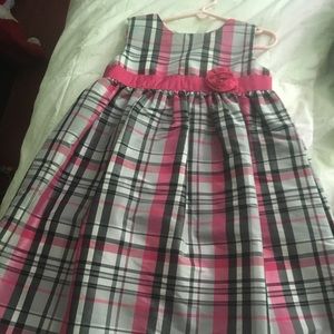 Girls' Dresses